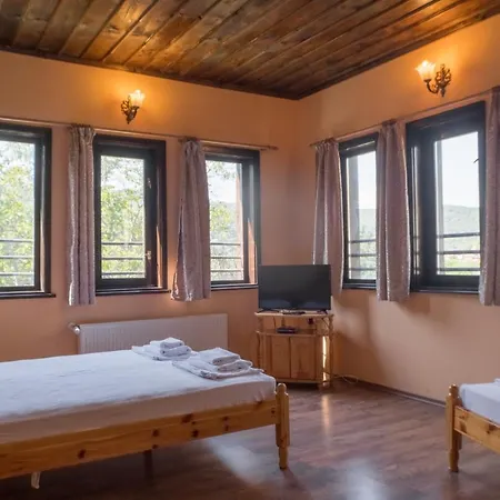 комплекс водопада Hotell Khrabrino