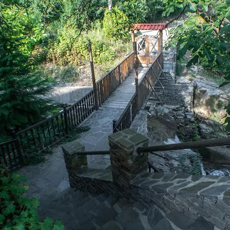 ホテル комплекс водопада